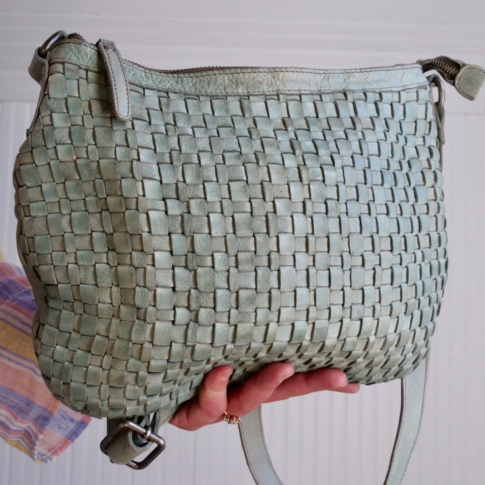 90s/y2k Vilenca Holland mint green intrecciato woven leather crossbody‎ bag